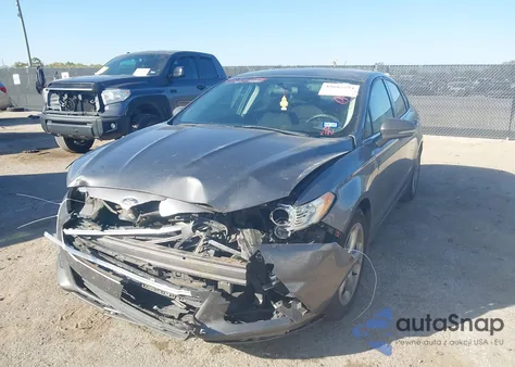 2014 Ford Fusion Se z USA, uszkodzony, nr VIN 3FA6P0H71ER110799